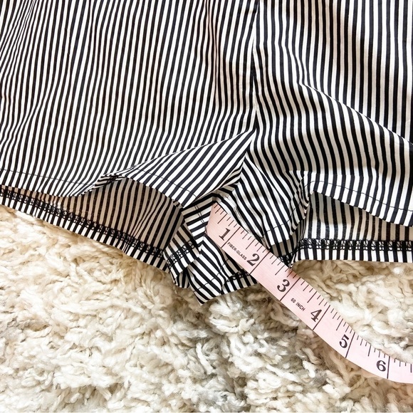 Missguided | NWTs Stripped Layered Bell Sleeve Romper Size 6 - Picture 12 of 12